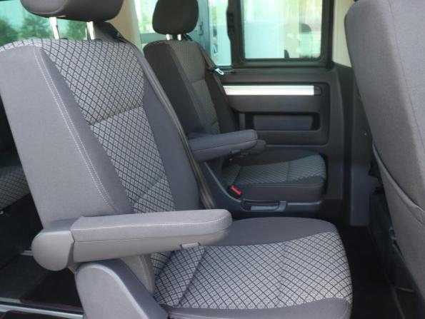 Volkswagen Multivan T6 Рестайлинг с пробегом 2021 года, цена 6 342 000 рублей, 94736 км, минивэн, Автокод Объявления
