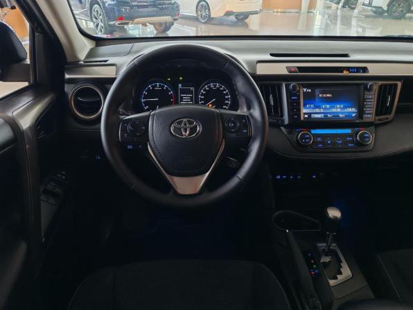 Toyota RAV4 IV (XA40) Рестайлинг с пробегом 2017 года, цена 2 225 000 рублей, 147777 км, внедорожник, Автокод Объявления