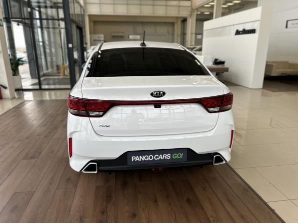 Kia Rio IV Рестайлинг с пробегом 2021 года, цена 1 655 000 рублей, 72014 км, седан, Автокод Объявления