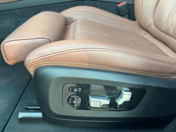 BMW X6 III (G06) Рестайлинг с пробегом 2025 года, цена 14 200 000 рублей, 5731 км, внедорожник, Автокод Объявления
