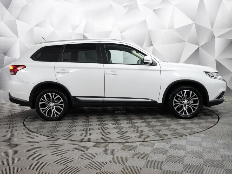 Mitsubishi Outlander III Рестайлинг 2 Ульяновск  - изображение 6