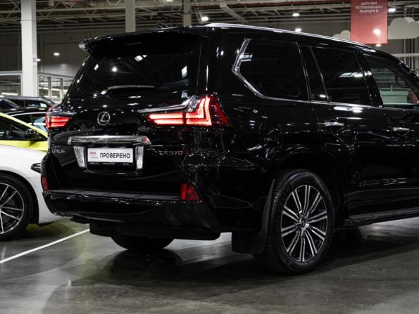 Lexus LX III Рестайлинг 2 с пробегом 2016 года, цена 7 099 700 рублей, 92716 км, внедорожник, Автокод Объявления