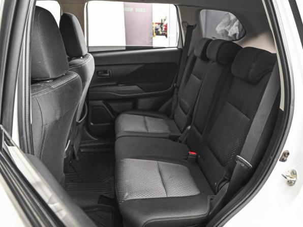 Mitsubishi Outlander III Рестайлинг 2 с пробегом 2017 года, цена 1 908 000 рублей, 182455 км, внедорожник, Автокод Объявления