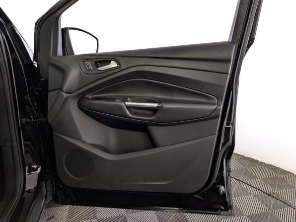 Ford Kuga II с пробегом 2016 года, цена 1 475 000 рублей, 101800 км, внедорожник, Автокод Объявления