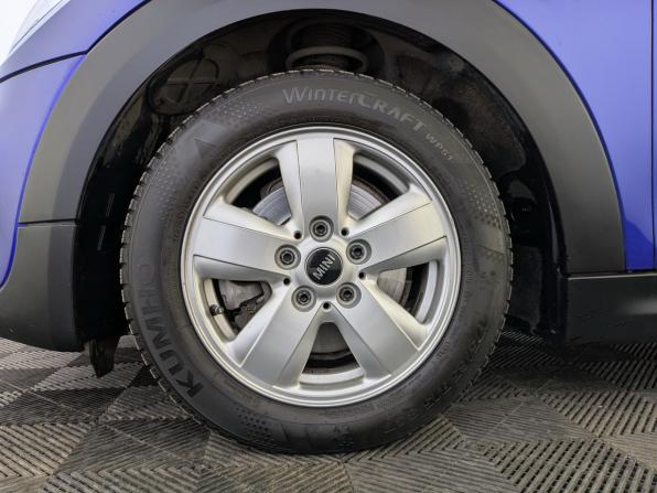 Mini Hatch III (F55/F56) Рестайлинг с пробегом 2021 года, цена 2 350 000 рублей, 54969 км, хэтчбек, Автокод Объявления