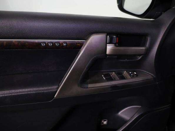 Toyota Land Cruiser 200 Series с пробегом 2011 года, цена 2 799 000 рублей, 257911 км, внедорожник, Автокод Объявления