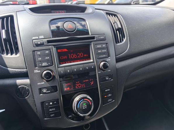 Kia Cerato II с пробегом 2010 года, цена 670 000 рублей, 260000 км, седан, Автокод Объявления