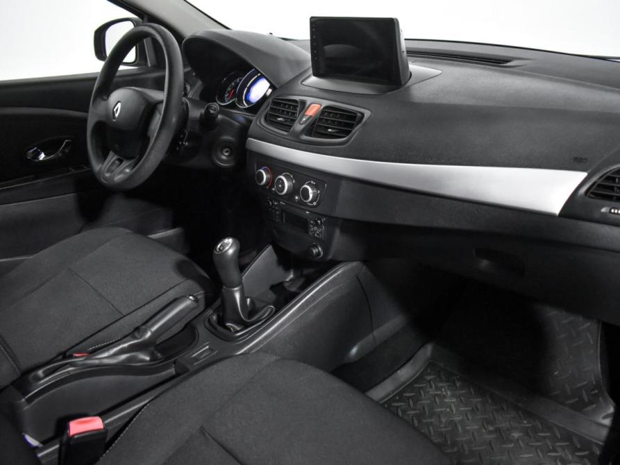 Renault Fluence I Рестайлинг Санкт-Петербург  - изображение 13