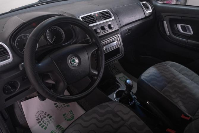 Skoda Fabia II с пробегом 2009 года, цена 379 000 рублей, 204213 км, хэтчбек, Автокод Объявления