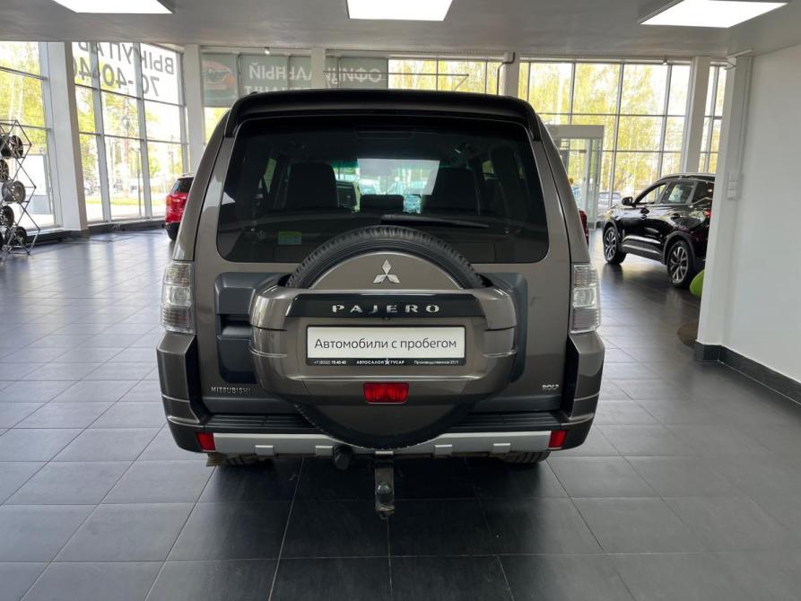 Mitsubishi Pajero IV Рестайлинг 1 Киров  - изображение 5