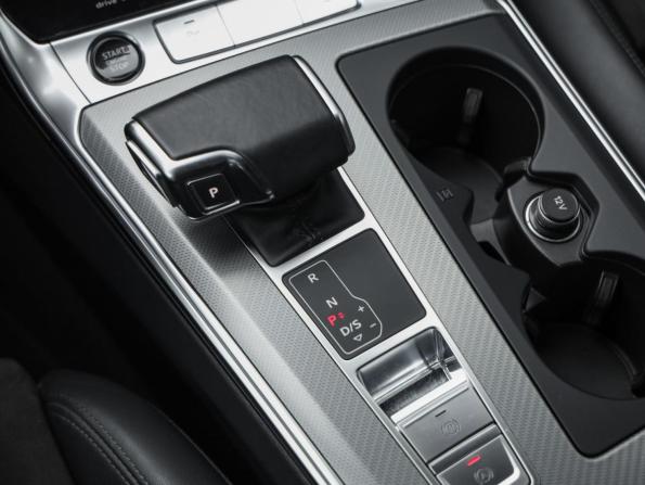 Audi A6 V (C8) с пробегом 2021 года, цена 2 949 000 рублей, 153315 км, седан, Автокод Объявления