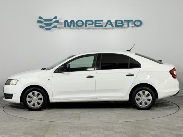 Skoda Rapid I с пробегом 2017 года, цена 885 000 рублей, 181487 км, лифтбек, Автокод Объявления