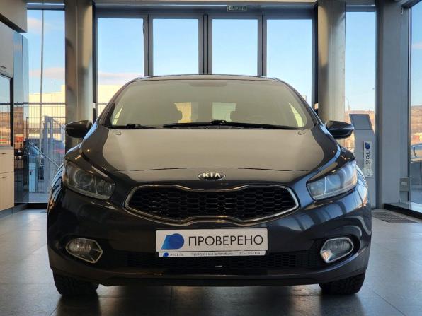 Kia Ceed II с пробегом 2015 года, цена 1 332 000 рублей, 102314 км, хэтчбек, Автокод Объявления