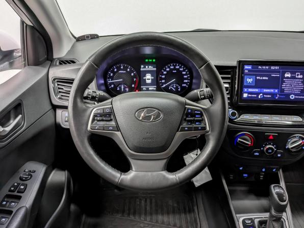Hyundai Solaris II Рестайлинг с пробегом 2021 года, цена 1 515 000 рублей, 85591 км, седан, Автокод Объявления