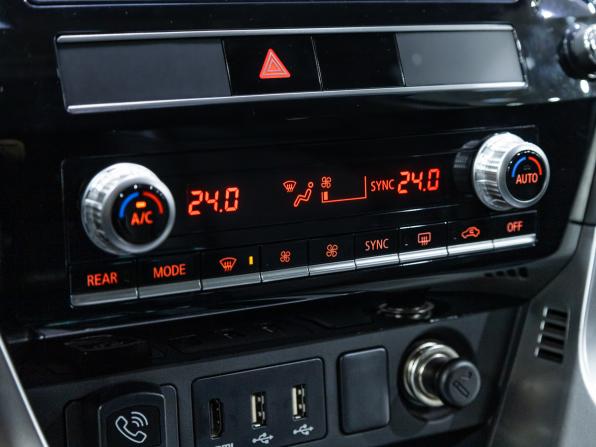 Mitsubishi Montero Sport III Рестайлинг с пробегом 2022 года, цена 3 700 000 рублей, 52419 км, внедорожник, Автокод Объявления