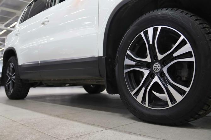Volkswagen Tiguan I Рестайлинг с пробегом 2015 года, цена 1 470 750 рублей, 249459 км, внедорожник, Автокод Объявления