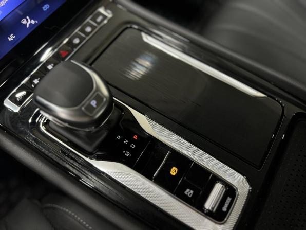 Hongqi H5 II с пробегом 2024 года, цена 3 390 000 рублей, 15 км, седан, Автокод Объявления