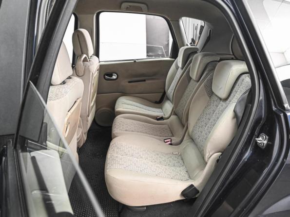 Renault Scenic II Рестайлинг с пробегом 2008 года, цена 599 000 рублей, 285885 км, компактвэн, Автокод Объявления