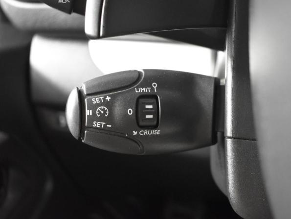 Peugeot Traveller I с пробегом 2021 года, цена 2 293 100 рублей, 388268 км, минивэн, Автокод Объявления