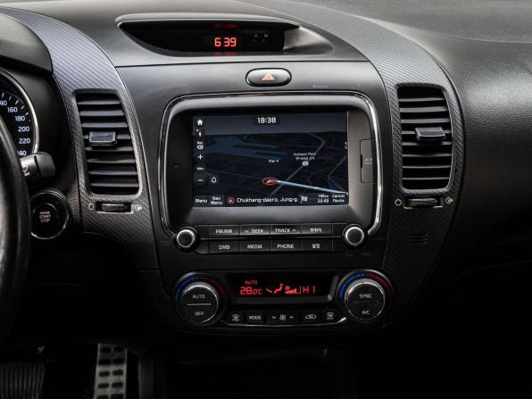 Kia K3 I Рестайлинг с пробегом 2016 года, цена 1 599 000 рублей, 152167 км, седан, Автокод Объявления