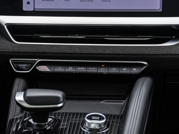 Geely Monjaro I с пробегом 2024 года, цена 3 649 000 рублей, 30172 км, внедорожник, Автокод Объявления