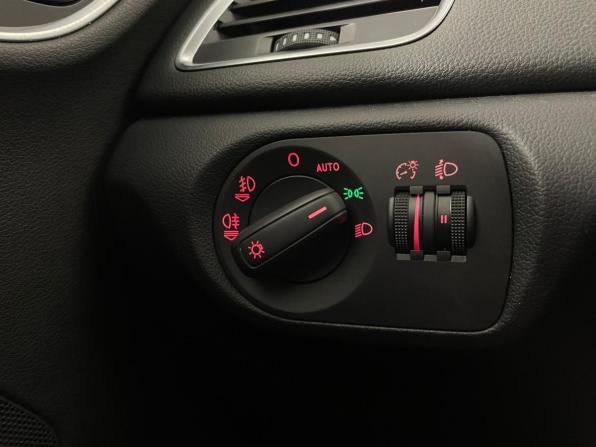 Audi Q3 I (8U) с пробегом 2014 года, цена 1 495 000 рублей, 160370 км, внедорожник, Автокод Объявления