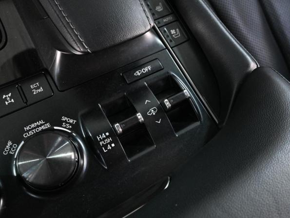 Lexus LX III Рестайлинг 2 с пробегом 2020 года, цена 6 970 000 рублей, 178792 км, внедорожник, Автокод Объявления