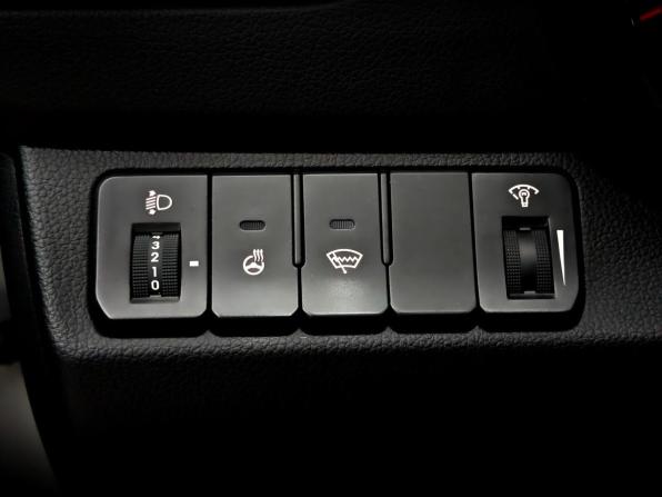 Kia Rio III Рестайлинг с пробегом 2017 года, цена 1 200 000 рублей, 86668 км, седан, Автокод Объявления