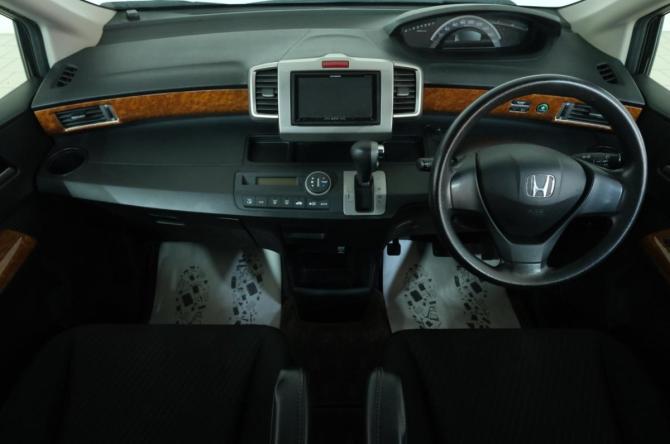 Honda Freed I Рестайлинг с пробегом 2012 года, цена 1 269 000 рублей, 113658 км, компактвэн, Автокод Объявления