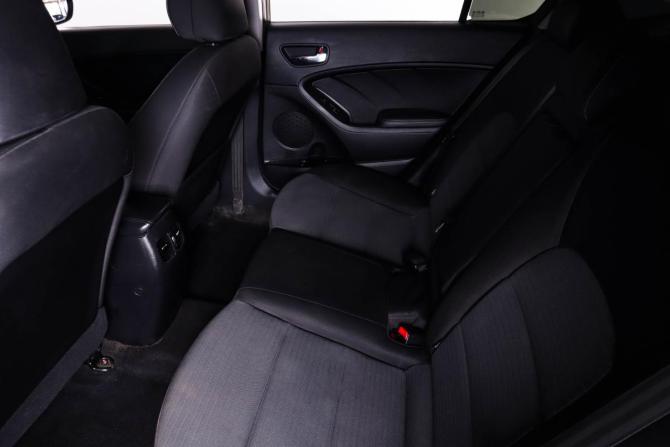 Kia Cerato III с пробегом 2015 года, цена 1 019 000 рублей, 228000 км, седан, Автокод Объявления