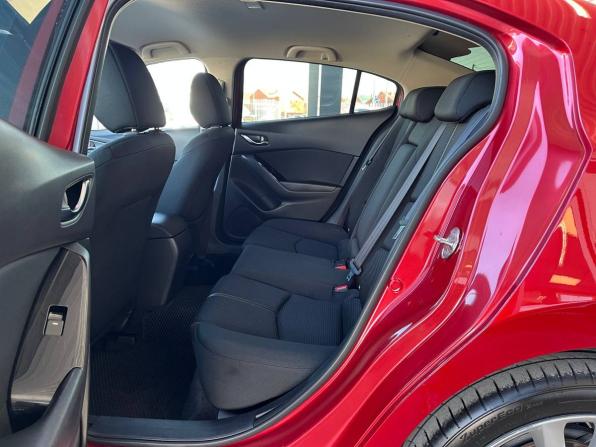 Mazda 3 III (BM) Рестайлинг с пробегом 2019 года, цена 1 570 000 рублей, 95069 км, седан, Автокод Объявления