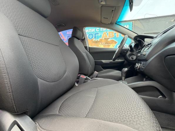 Kia Rio III с пробегом 2013 года, цена 700 000 рублей, 292900 км, седан, Автокод Объявления
