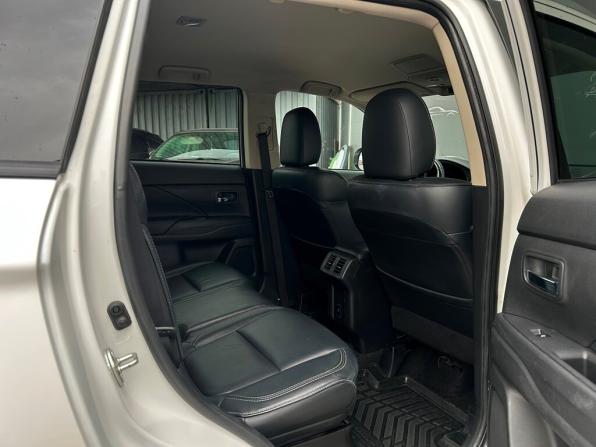 Mitsubishi Outlander III Рестайлинг 3 с пробегом 2021 года, цена 2 227 800 рублей, 151635 км, внедорожник, Автокод Объявления