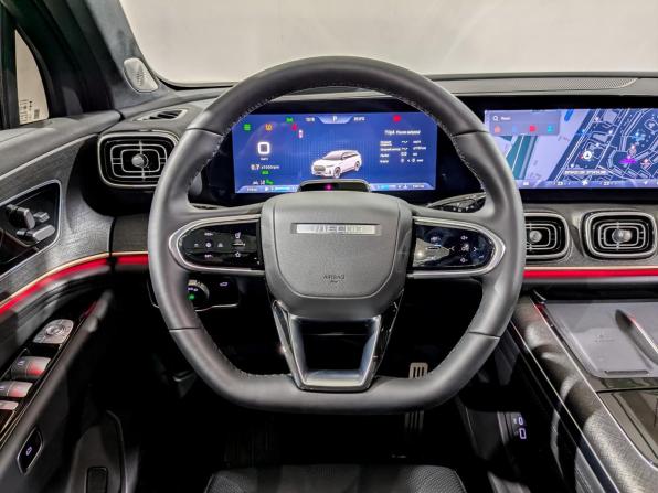 Jaecoo J8 с пробегом 2024 года, цена 3 635 000 рублей, 1686 км, внедорожник, Автокод Объявления