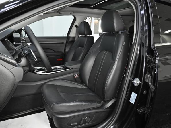 Hyundai Sonata VIII (DN8) с пробегом 2022 года, цена 2 599 000 рублей, 41000 км, седан, Автокод Объявления