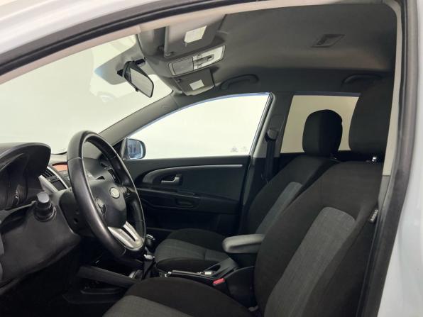 Kia Ceed I Рестайлинг с пробегом 2012 года, цена 755 000 рублей, 67130 км, хэтчбек, Автокод Объявления