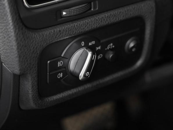 Volkswagen Touareg II Рестайлинг с пробегом 2015 года, цена 2 189 000 рублей, 231630 км, внедорожник, Автокод Объявления