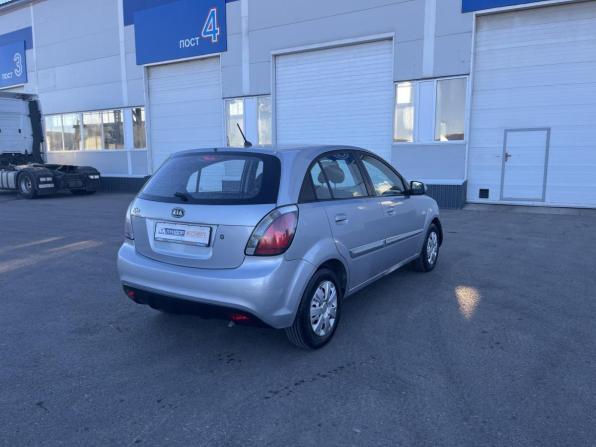 Kia Rio II Рестайлинг с пробегом 2010 года, цена 449 000 рублей, 131171 км, хэтчбек, Автокод Объявления