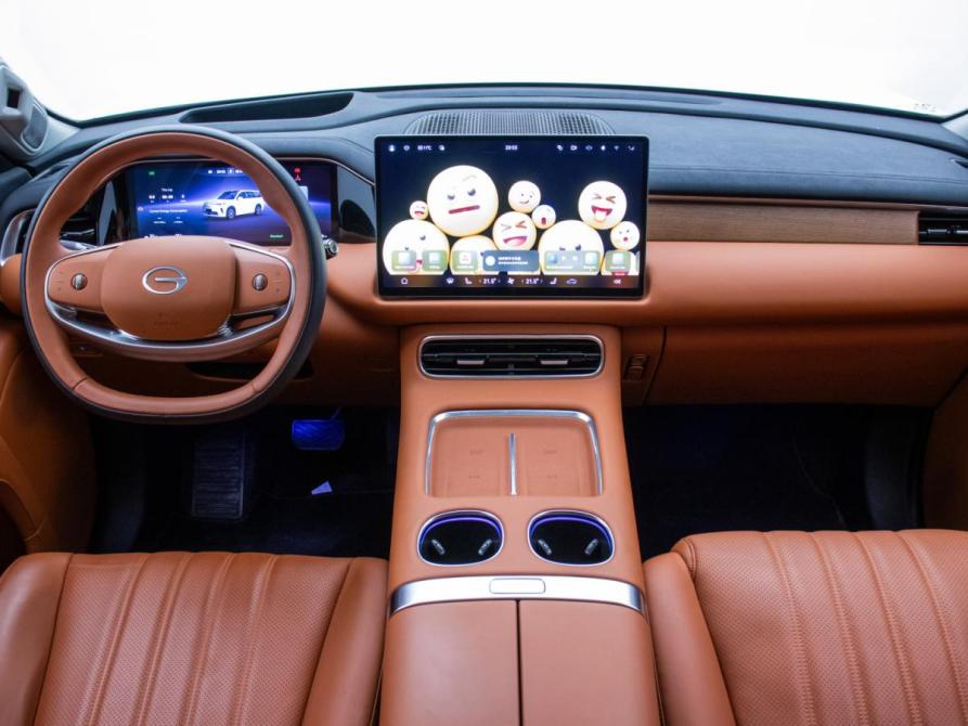 GAC Trumpchi S9 Москва  - изображение 12