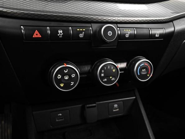 Lada (ВАЗ) Vesta I Рестайлинг (NG) с пробегом 2024 года, цена 1 389 000 рублей, 18871 км, седан, Автокод Объявления