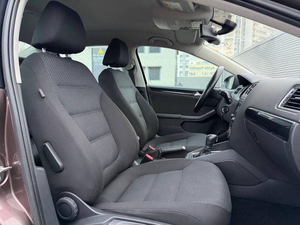Volkswagen Jetta VI Рестайлинг с пробегом 2016 года, цена 865 000 рублей, 248000 км, седан, Автокод Объявления