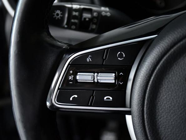 Kia Sportage IV Рестайлинг с пробегом 2019 года, цена 2 317 000 рублей, 133850 км, внедорожник, Автокод Объявления