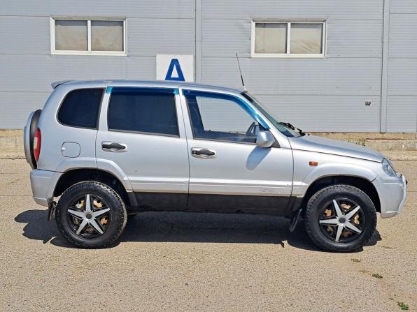 Chevrolet Niva I с пробегом 2005 года, цена 230 000 рублей, 223340 км, внедорожник, Автокод Объявления