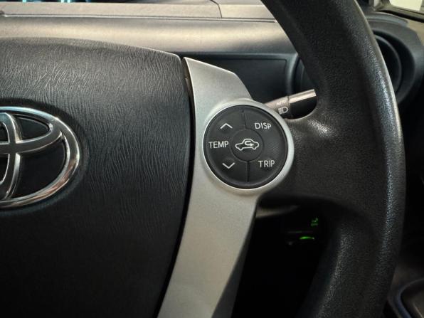 Toyota Aqua I с пробегом 2014 года, цена 749 000 рублей, 151000 км, хэтчбек, Автокод Объявления