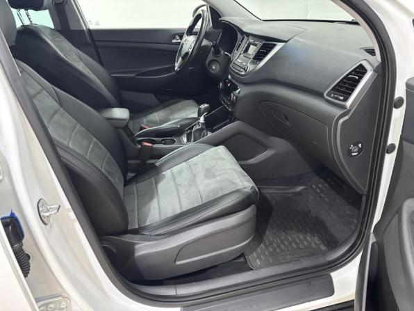 Hyundai Tucson III с пробегом 2018 года, цена 2 400 000 рублей, 95733 км, внедорожник, Автокод Объявления