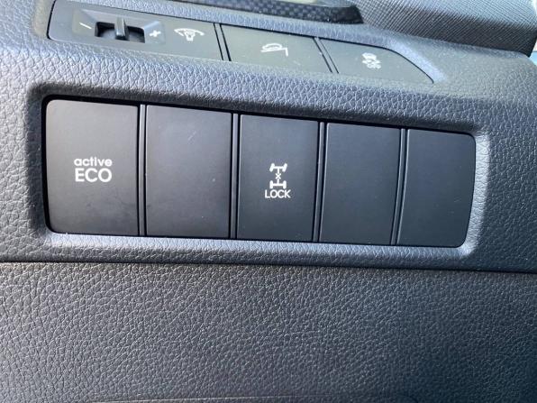 Hyundai Santa Fe III с пробегом 2013 года, цена 2 198 000 рублей, 117131 км, внедорожник, Автокод Объявления