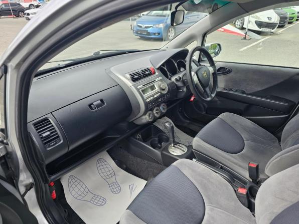 Honda Fit I с пробегом 2007 года, цена 499 995 рублей, 185740 км, хэтчбек, Автокод Объявления