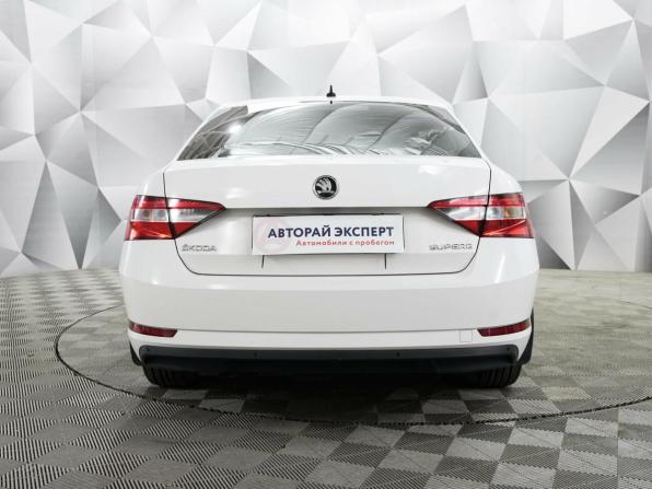 Skoda Superb III с пробегом 2017 года, цена 1 535 000 рублей, 178177 км, лифтбек, Автокод Объявления