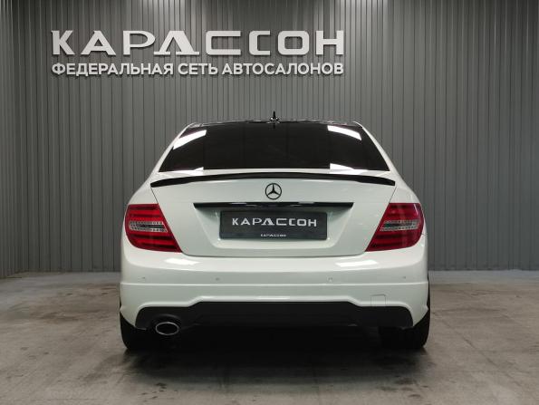 Mercedes-Benz C-Класс III (W204) Рестайлинг с пробегом 2012 года, цена 1 150 000 рублей, 275609 км, седан, Автокод Объявления