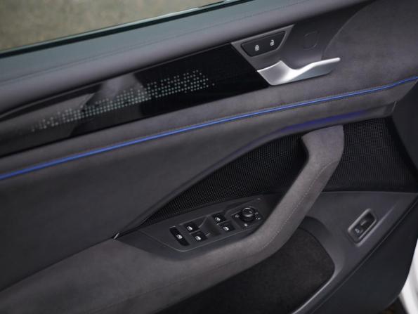Volkswagen Tiguan III (China Market) с пробегом 2025 года, цена 4 449 000 рублей, 22999 км, внедорожник, Автокод Объявления